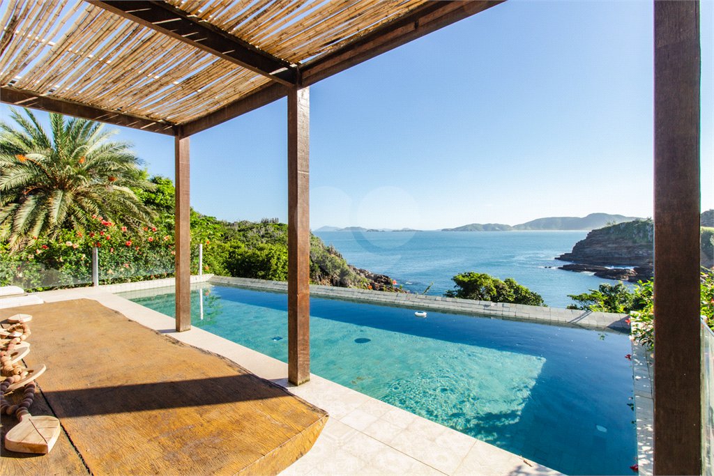 Casa à venda com 4 suítes em Albatroz, Armação dos Búzios, RJ