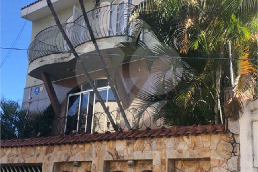 Casa à venda com 4 quartos, sendo 1 suíte, em Vila Guilherme, São Paulo, SP
