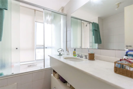 Apartamento à venda com 4 quartos, sendo 3 suítes, em Vila Andrade, São Paulo, SP
