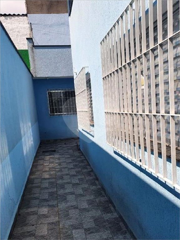 Sobrado à venda com 3 quartos, sendo 1 suíte, em Parque Ramos Freitas, São Paulo, SP