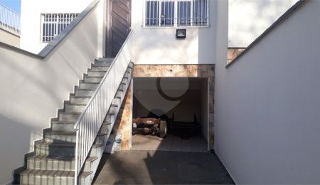 Sobrado à venda com 4 quartos, sendo 1 suíte, em Imirim, São Paulo, SP