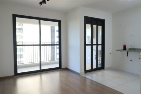 Apartamento à venda com 3 quartos, sendo 1 suíte, em Vila Anastácio, São Paulo, SP