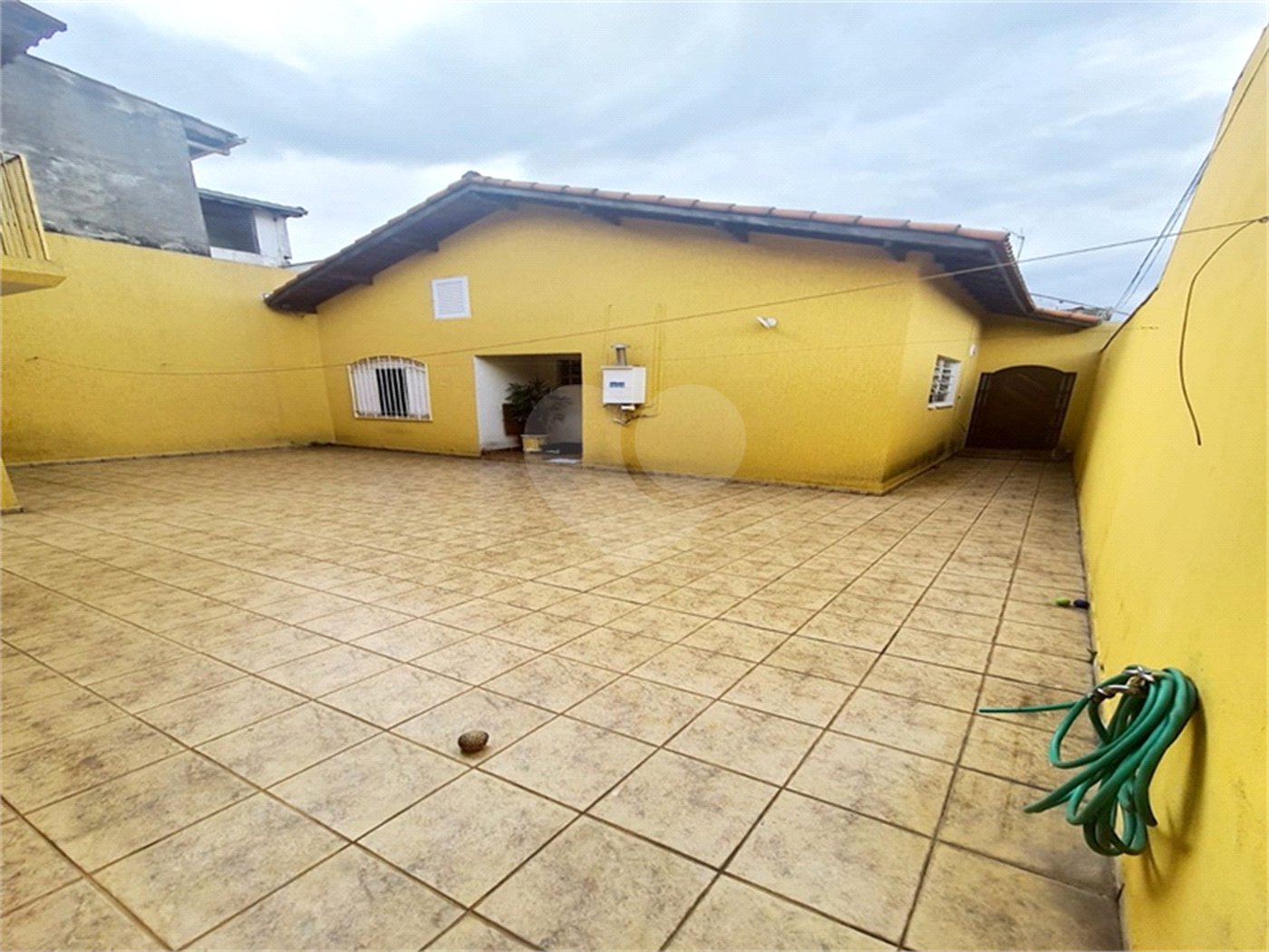 Casa à venda com 4 quartos em Jardim Almeida Prado, Guarulhos, SP
