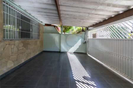 Sobrado à venda com 3 quartos, sendo 1 suíte, em Cidade Monções, São Paulo, SP