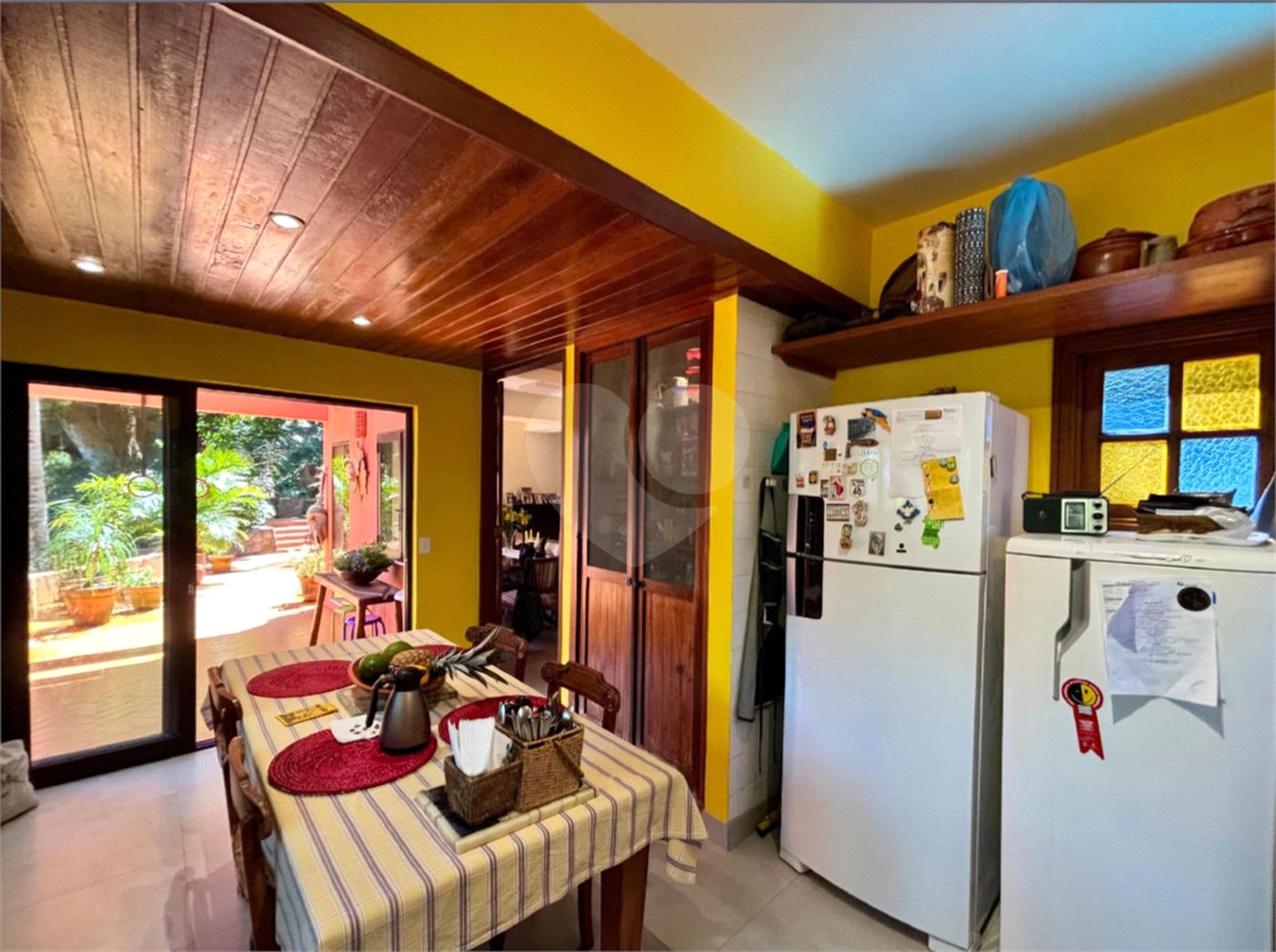 Casa à venda com 4 quartos, sendo 1 suíte, em Lagoa, Rio de Janeiro, RJ