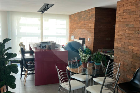 Apartamento à venda com 4 quartos, sendo 3 suítes,  em Belenzinho, São Paulo, SP