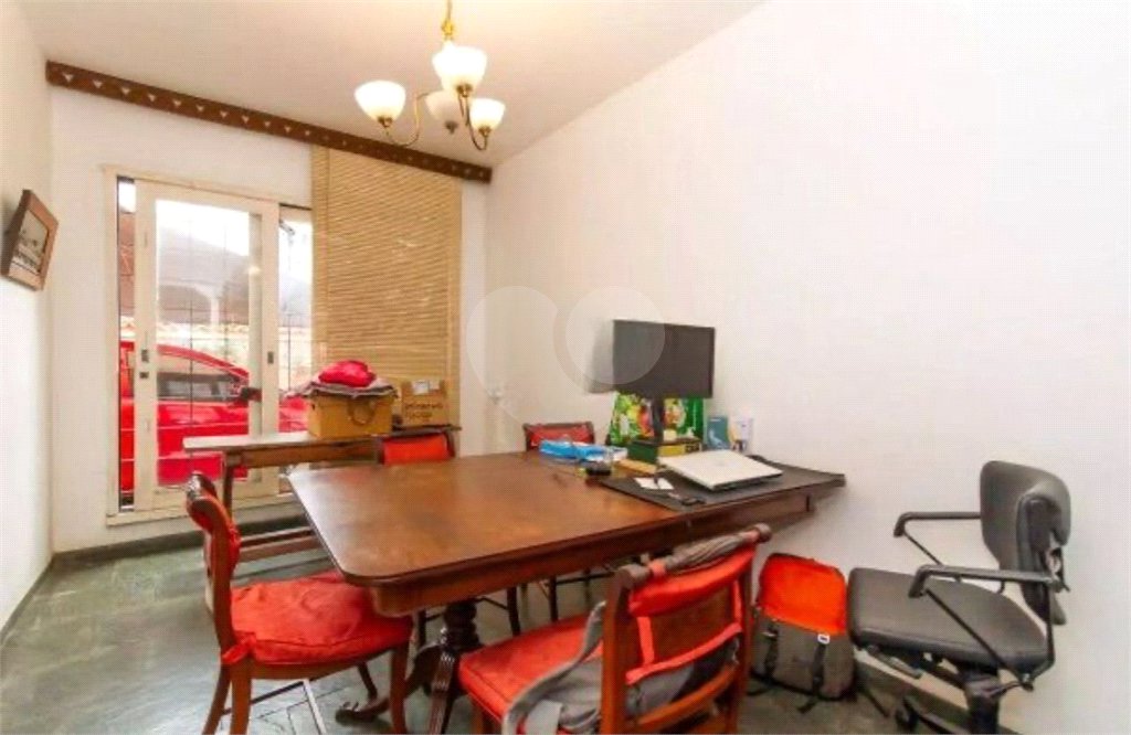 Casa à venda com 4 quartos, sendo 2 suítes,  em Jardim Paulista, São Paulo, SP