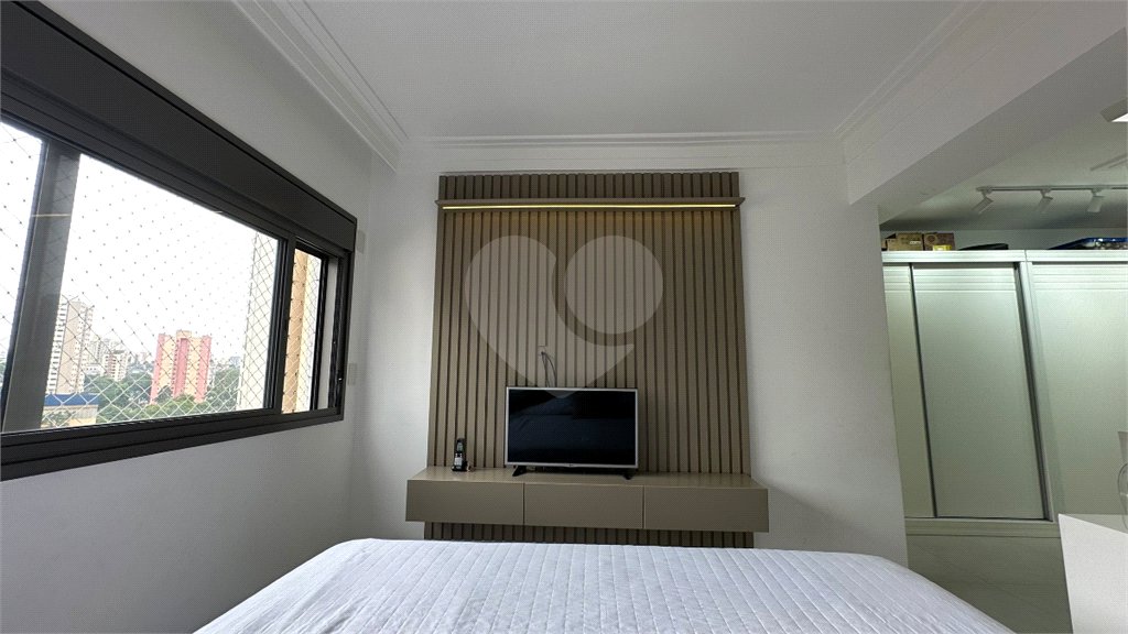Apartamento à venda com 3 suítes em Jardim Prudência, São Paulo, SP