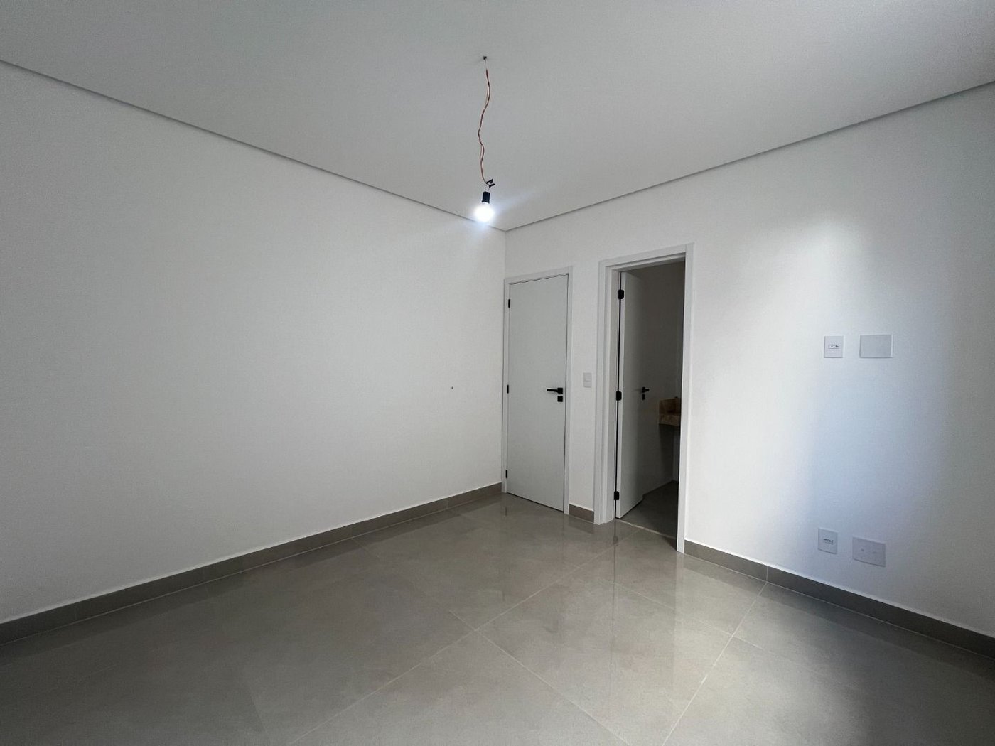 Casa com 3 dormitórios à venda, 145 m² por R$ 1.400.000,00 - Aparecida - Santos/SP