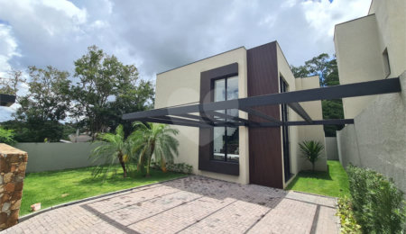 Casa em condomínio à venda com 3 suítes em Vila Santista, Atibaia, SP