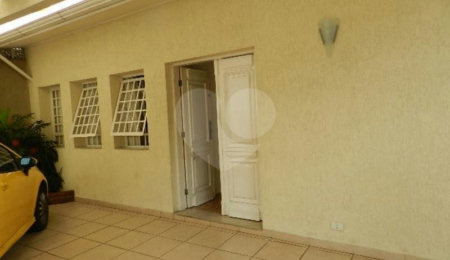 Casa de Vila à venda com 3 quartos, sendo 1 suíte,  em Brooklin Novo, São Paulo, SP
