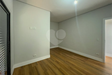 Casa à venda com 3 suítes em Jardim Paulista, Atibaia, SP