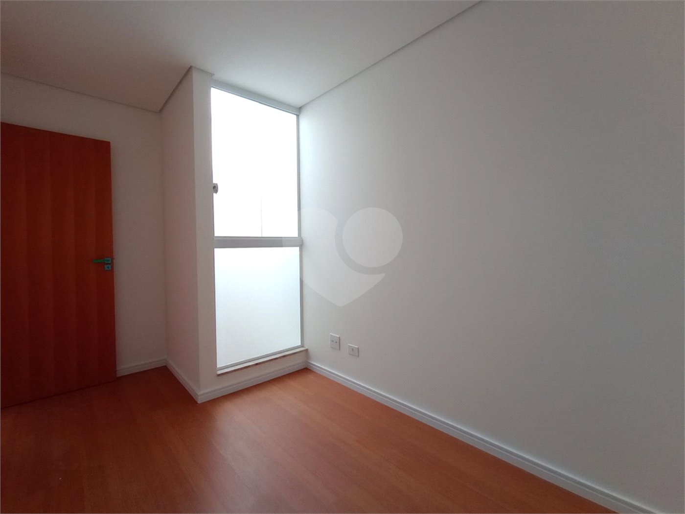 Sobrado à venda com 3 quartos, sendo 1 suíte,  em Campo Grande, São Paulo, SP