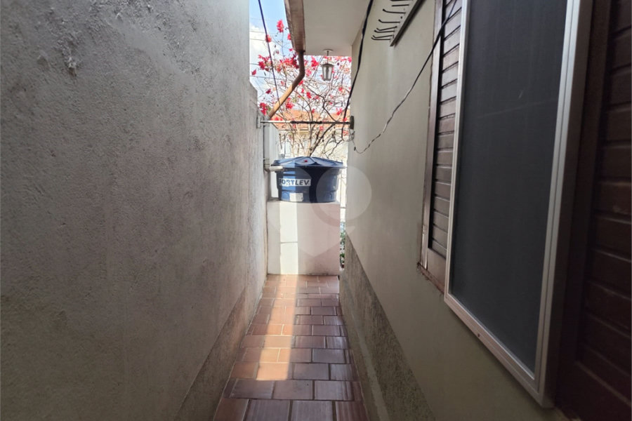 Sobrado à venda com 2 quartos em Vila Nivi, São Paulo, SP