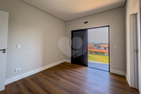 Casa à venda com 3 suítes em Jardim Paulista, Atibaia, SP