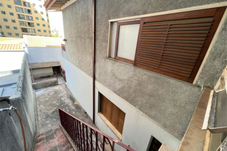 Casa à venda com 3 quartos, sendo 1 suíte, em Vila Vianelo, Jundiaí, SP
