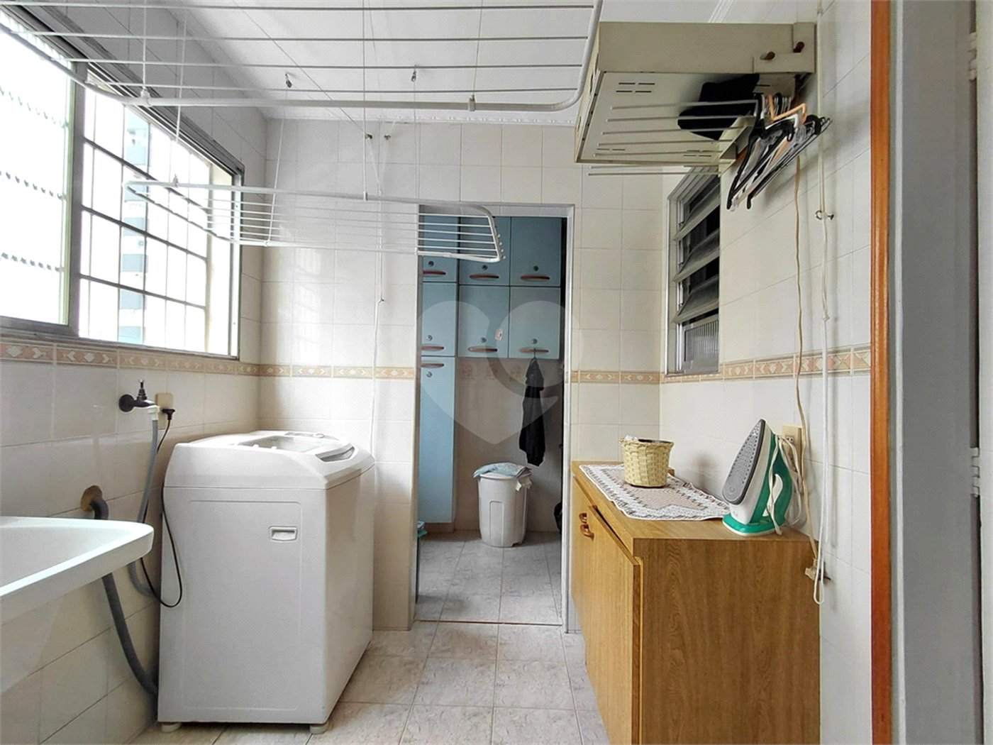 Apartamento à venda com 3 quartos em Vila Romana, São Paulo, SP