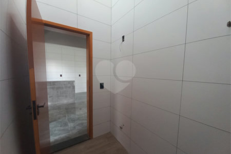 Casa à venda com 3 quartos, sendo 1 suíte, no condomínio Horto Florestal Villagio, Sorocaba - SP