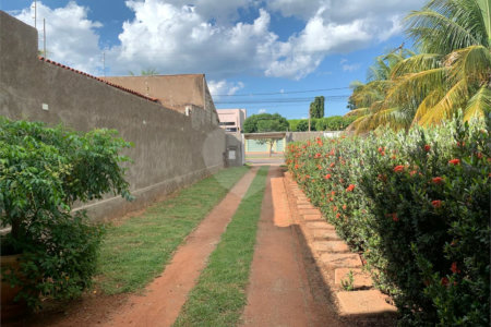 Casa à venda com 1 quarto em Parque Das Mangueiras, Três Lagoas, MS