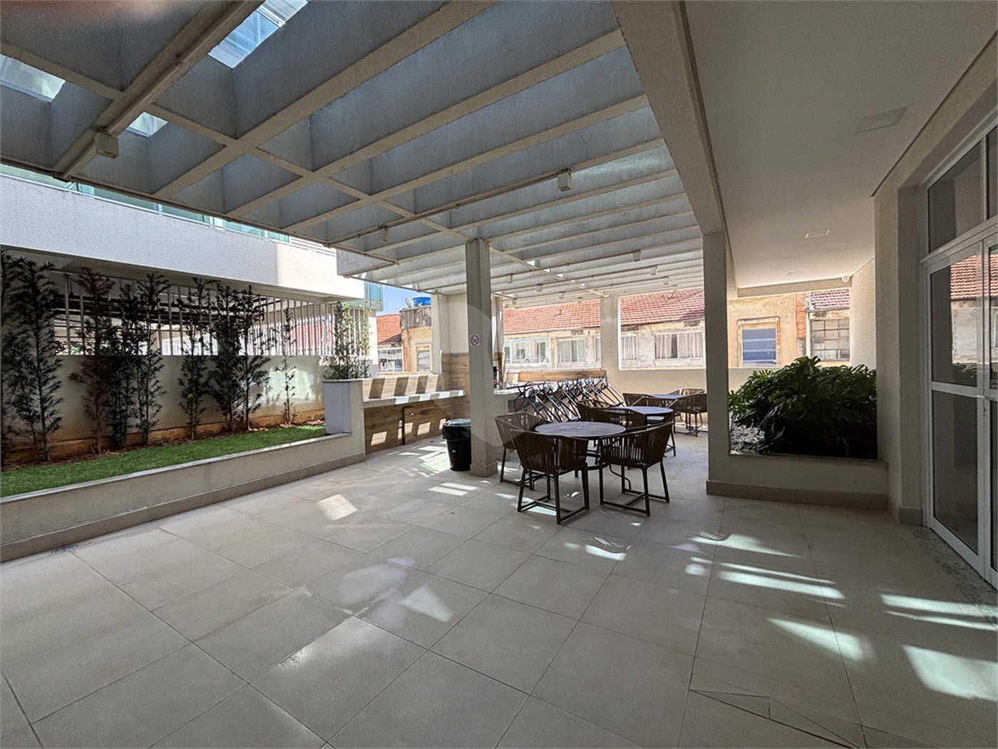 Apartamento à venda ou para alugar com 2 quartos, sendo 1 suíte, em Barra Funda, São Paulo, SP