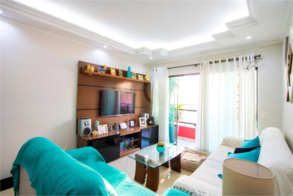 Apartamento à venda com 3 quartos, sendo 1 suíte, em Vila Assunção, Santo André, SP