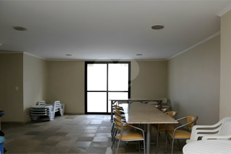 Apartamento à venda com 4 quartos, sendo 3 suítes,  em Real Parque, São Paulo, SP