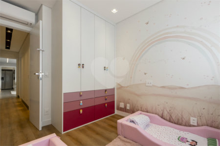 Apartamento à venda com 3 suítes em Vila Mogilar, Mogi das Cruzes, SP