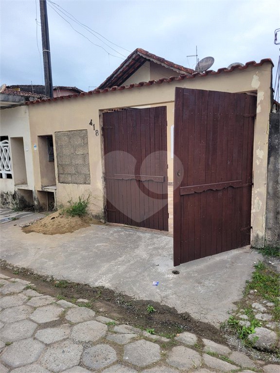 Casa à venda com 2 quartos em Suarão, Itanhaém, SP