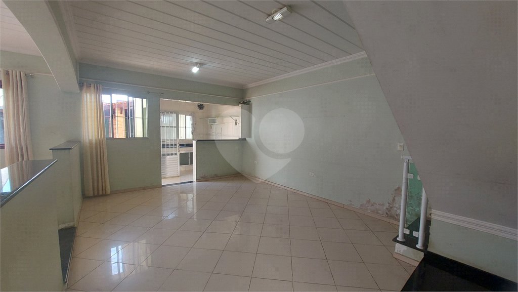 Sobrado à venda com 3 quartos, sendo 1 suíte, em Wanel Ville, Sorocaba, SP
