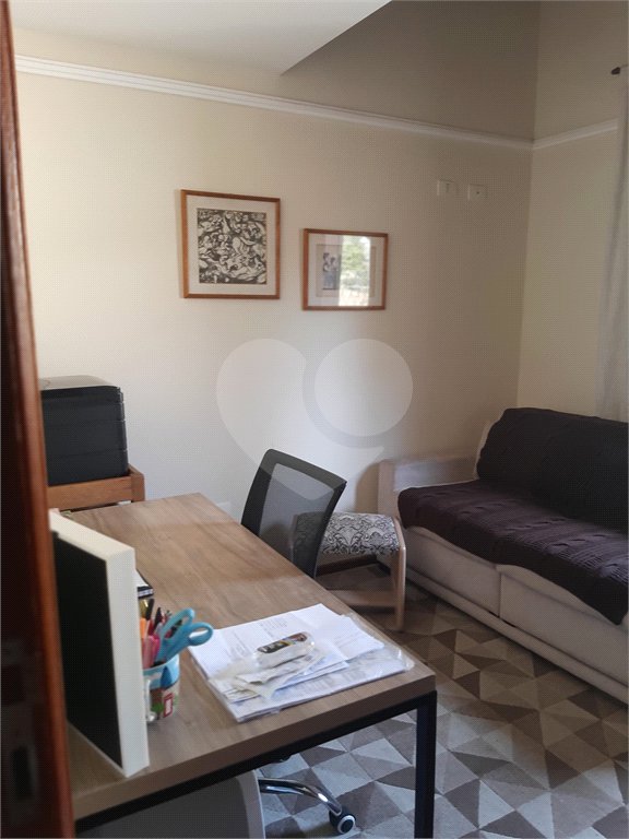 Casa à venda com 3 quartos, sendo 1 suíte, no condomínio Barbará II, São Paulo - SP