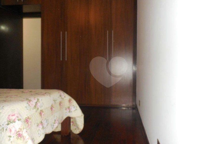 Casa à venda com 3 quartos, sendo 1 suíte, em Piraporinha, Diadema, SP