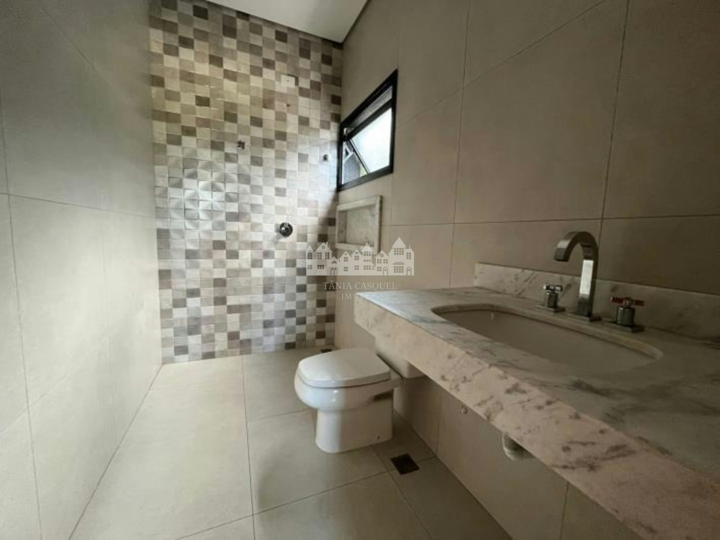Casa, 4 quartos, 205 m² - Foto 15