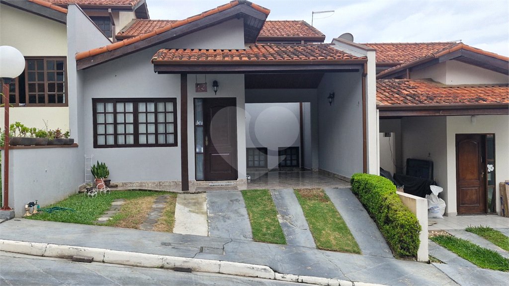 Casa à venda com 3 quartos, sendo 1 suíte, em Jardim Universo, Mogi das Cruzes, SP
