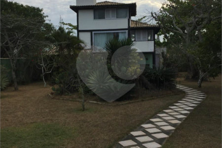 Casa à venda ou para alugar com 3 suítes em Marina, Armação dos Búzios, RJ