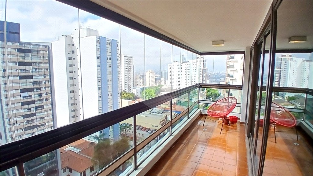 Apartamento à venda com 4 quartos, sendo 2 suítes, em Santana, São Paulo, SP