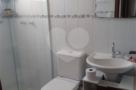 Sobrado à venda com 3 quartos, sendo 1 suíte, em Parque Santana, Mogi das Cruzes, SP