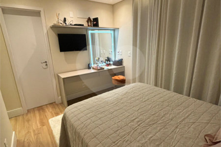 Apartamento à venda com 2 suítes em Vila Anastácio, São Paulo, SP