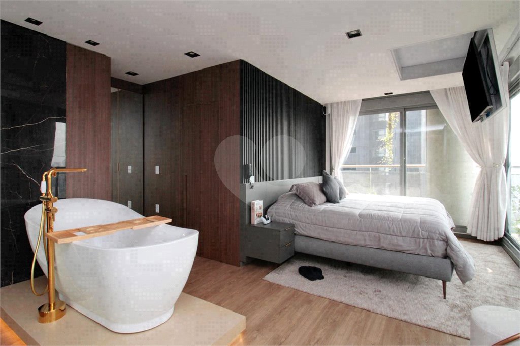 Apartamento à venda ou para alugar com 3 quartos, sendo 1 suíte, em Jardim das Acácias, São Paulo, SP