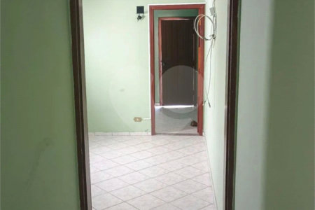 Sobrado à venda com 5 quartos em Vila Arriete, São Paulo, SP