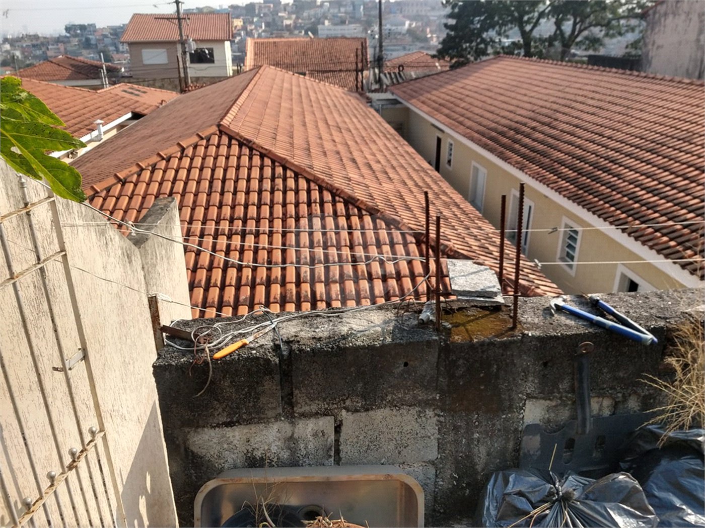 Casa à venda com 3 quartos, sendo 1 suíte, em Jardim Peri, São Paulo, SP
