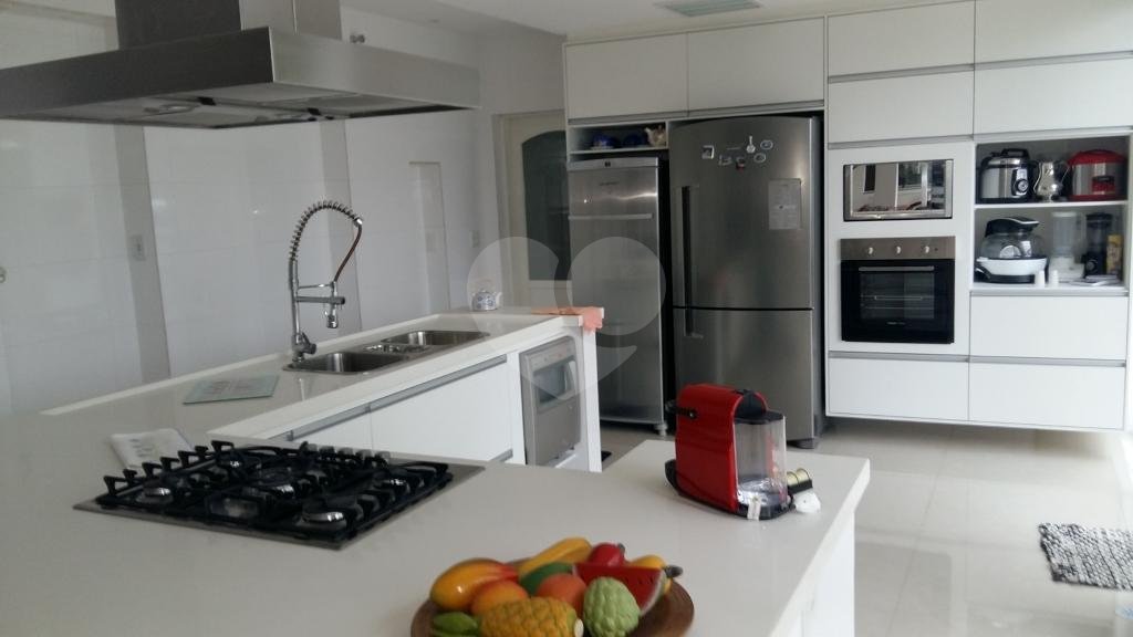 Casa à venda com 5 suítes no condomínio Parque Imperial da Cantareira, Mairiporã - SP