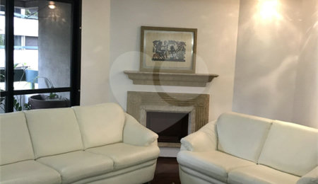 Apartamento à venda com 4 quartos, sendo 1 suíte,  em Vila Uberabinha, São Paulo, SP