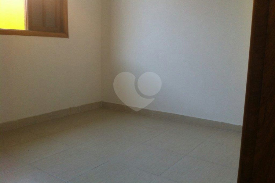 Sobrado à venda com 3 quartos, sendo 1 suíte, em Parada Inglesa, São Paulo, SP