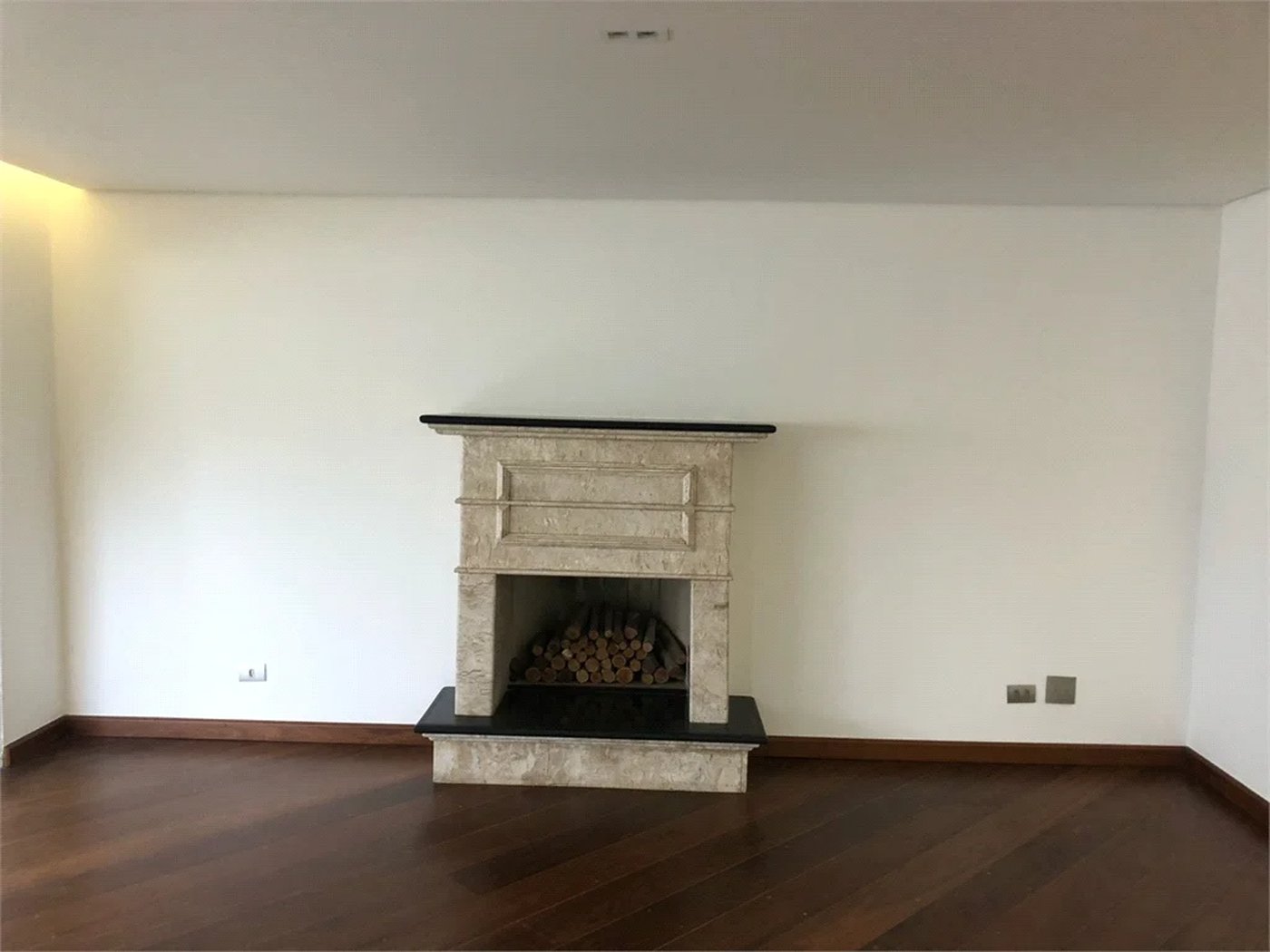 Apartamento à venda com 4 suítes em Vila Suzana, São Paulo, SP