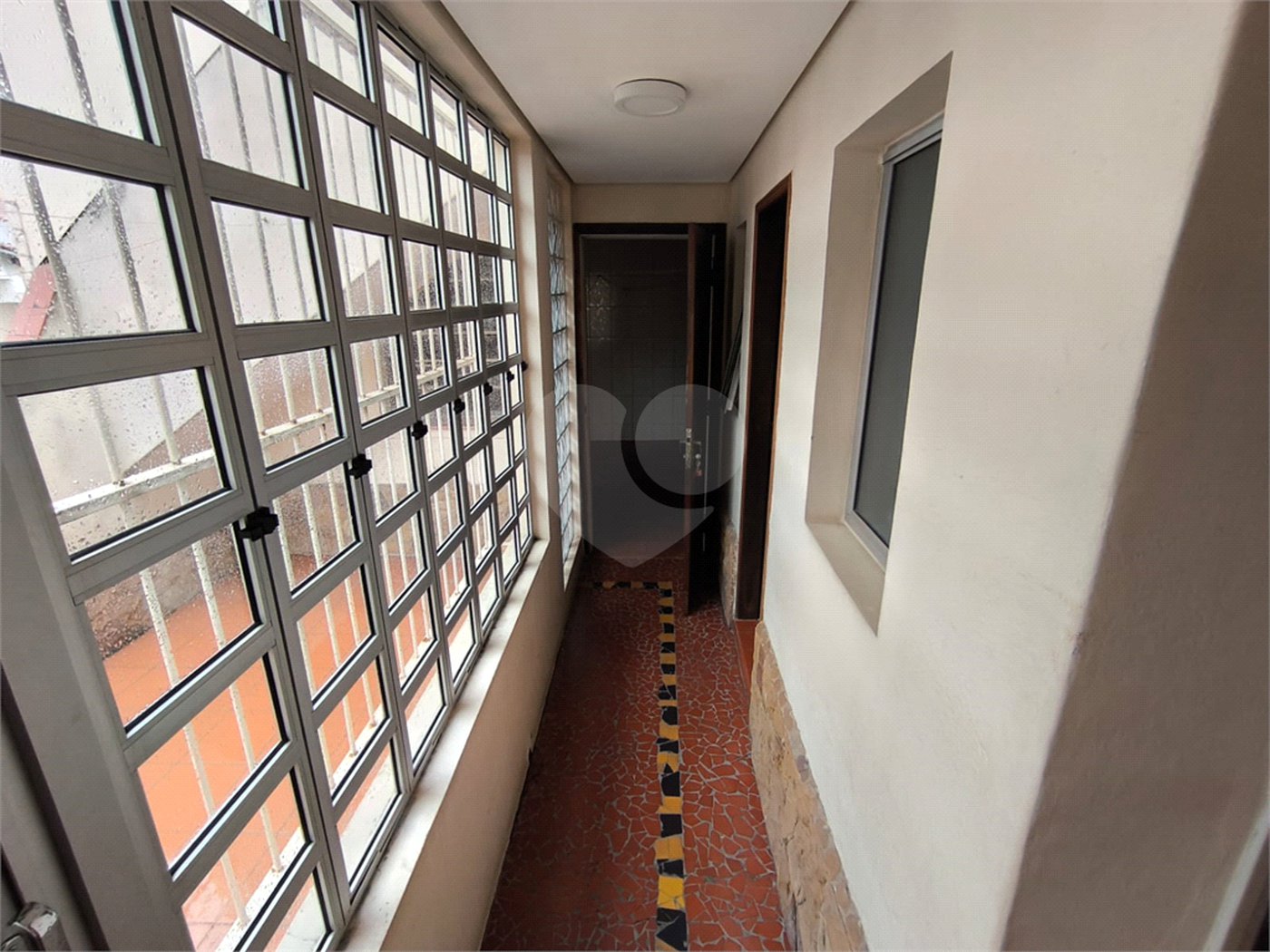 Sobrado à venda com 5 quartos, sendo 1 suíte, em Jardim Trussardi, São Paulo, SP