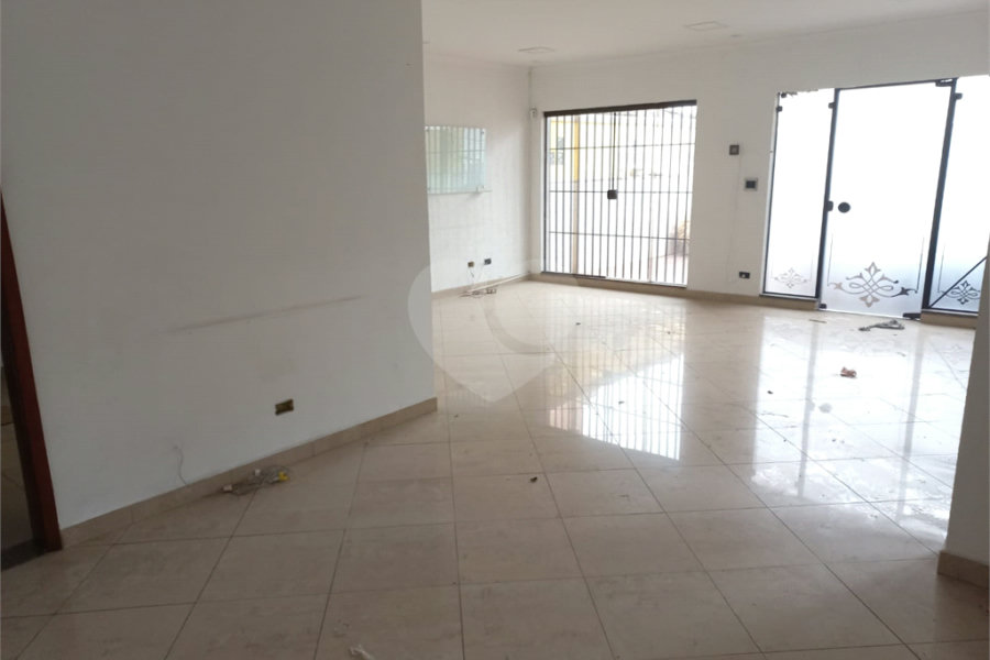 Sobrado à venda com 3 quartos, sendo 2 suítes, em Parada Inglesa, São Paulo, SP