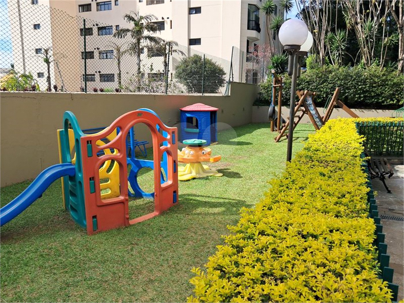 Apartamento para alugar com 2 quartos, sendo 1 suíte, em Alto da Boa Vista, São Paulo, SP