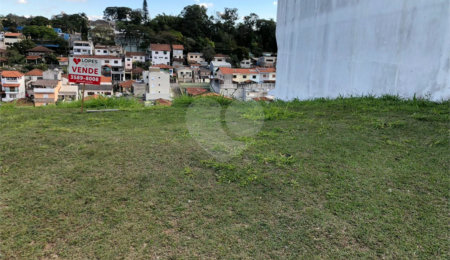 Terreno à venda em Horto, São Paulo, SP