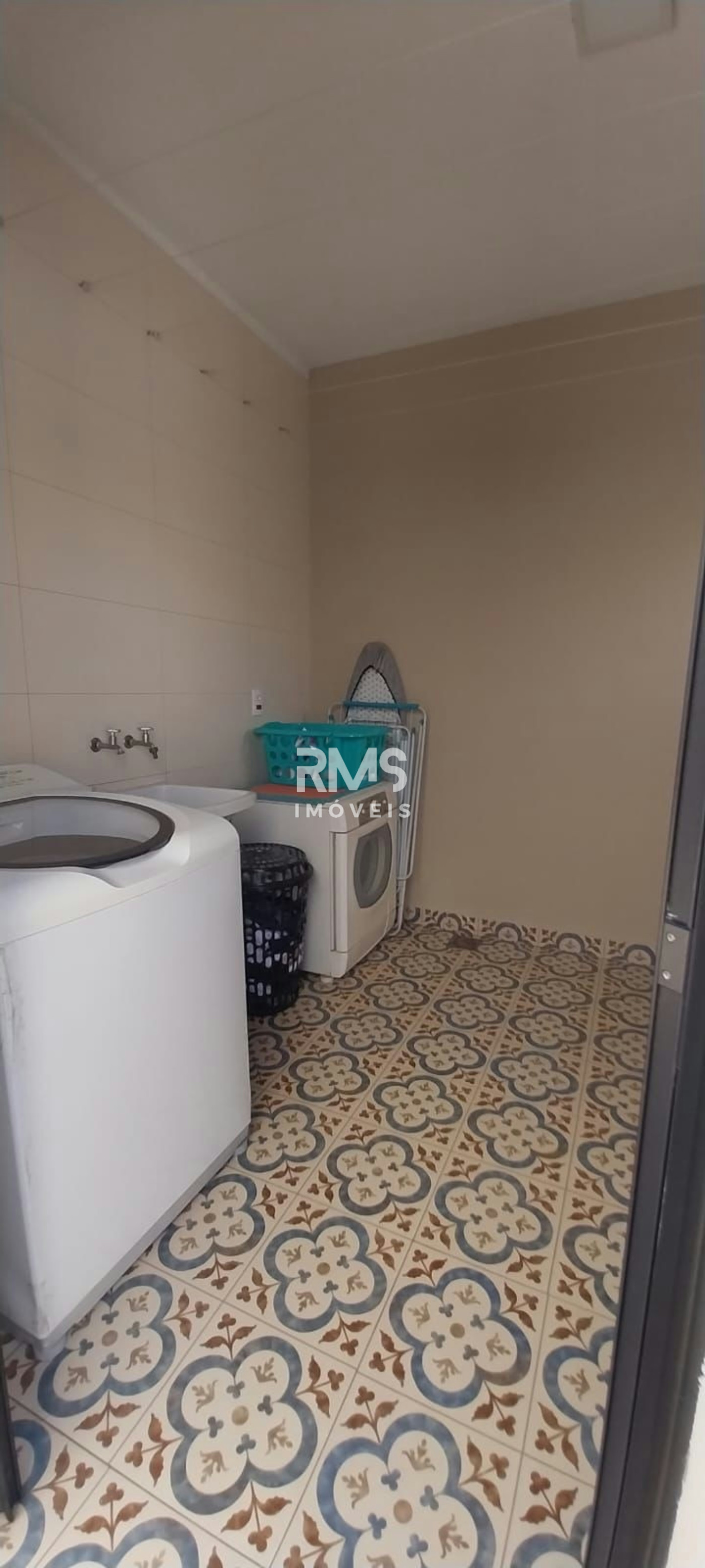 Casa à venda com 3 suítes no condomínio Residencial Saint Paul, Itu - SP