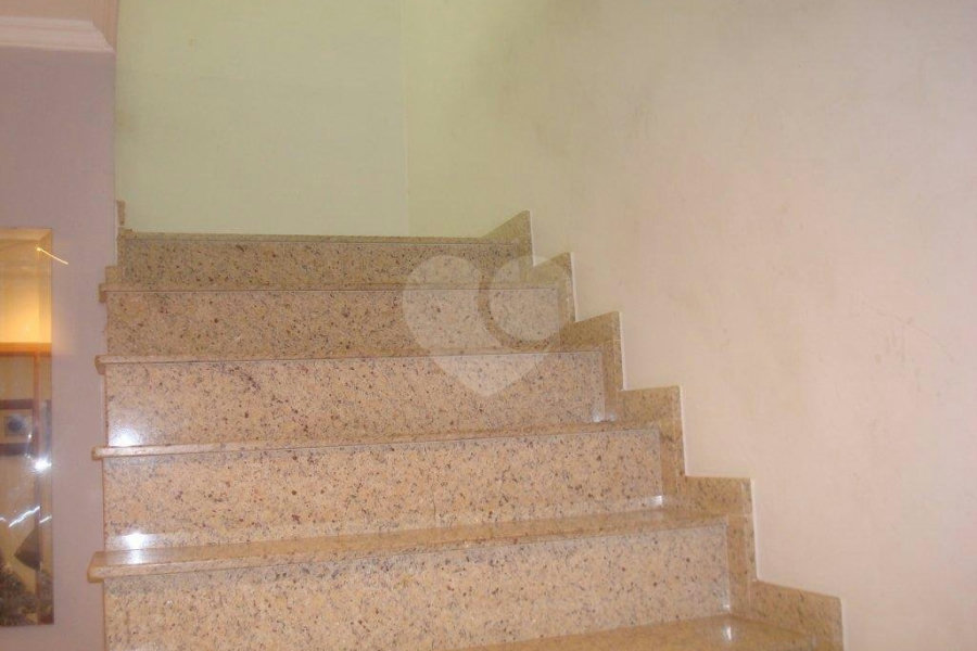 Sobrado à venda com 3 quartos, sendo 1 suíte,  em Santana, São Paulo, SP